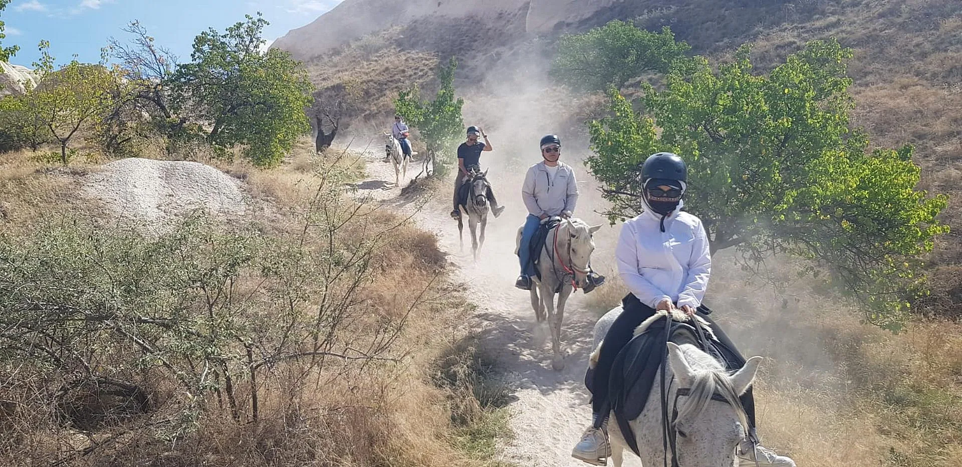 4-Hours Horse Riding Tour - Photo 2